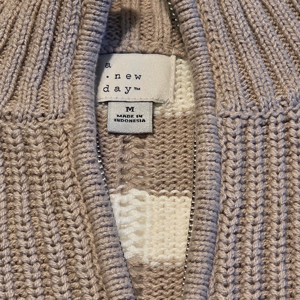 A New Day Quarter Zip Sweater Women Medium Tan Cream Excellent Striped Pointelle - Picture 3 of 10